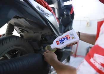 Kenali Tanda-Tanda Oli Sepeda Motor Perlu Diganti, ini Jadwal Idealnya