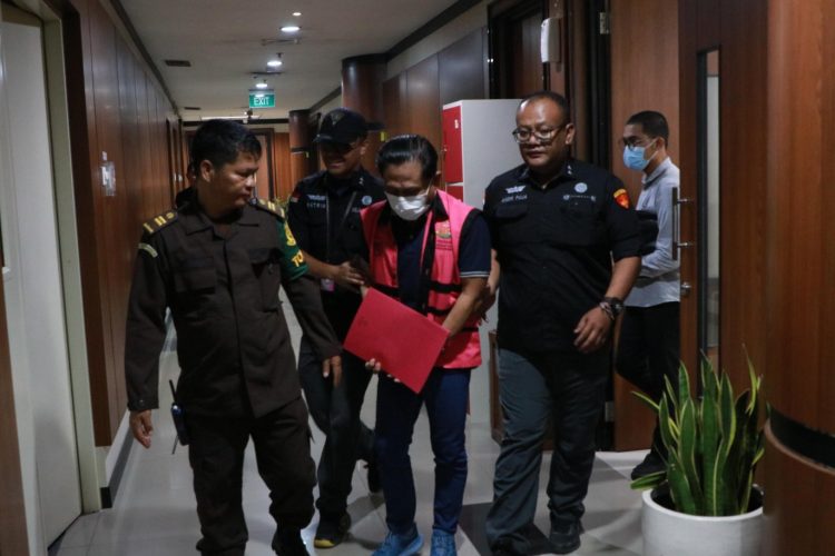 Kejaksaan Agung Tahan RS oknum Hakim dalam Perkara Suap Gratifikasi Penanganan Perkara Ronald Tannur