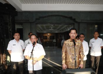 Mendagri dan Kepala BPPIK Gelar Rapat Terbatas, Bahas Efisiensi Penggunaan Anggaran di Pemda