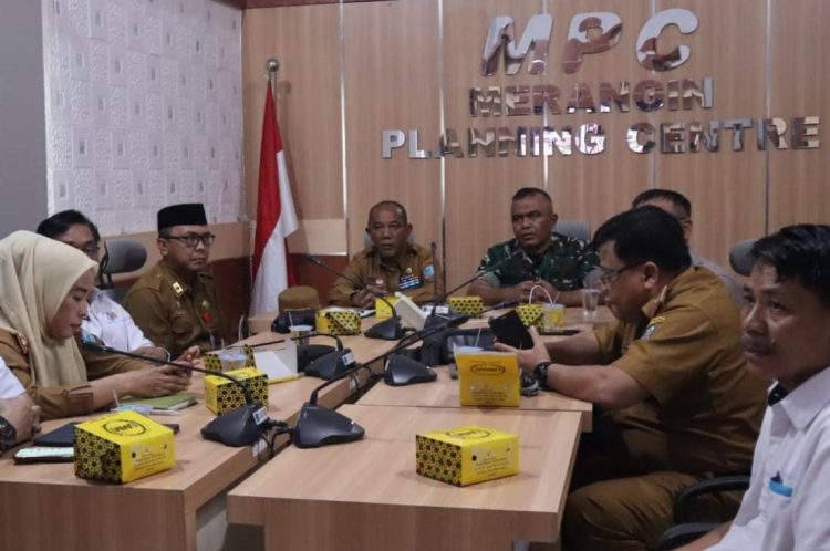Pj Bupati Merangin Tandatangani Nota Kesepahaman Perizinan bersama Menteri Dalam Negeri