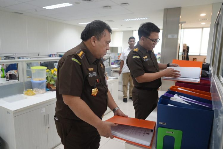 Kejaksaan Agung Lakukan Penggeledahan dan Penyitaan Dugaan Korupsi Tata Kelola Minyak Mentah PT Pertamina