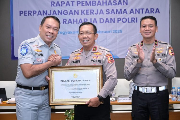 Jasa Raharja dan Polri Perpanjang Kerja Sama di Bidang Transportasi dan Pelayanan Santunan