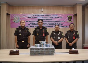 Kejaksaan Tinggi Jambi Sita Uang Perkara Tipikor Gagal Bayar MTN PT. SNP pada Bank Jambi Tahun 2017-2018