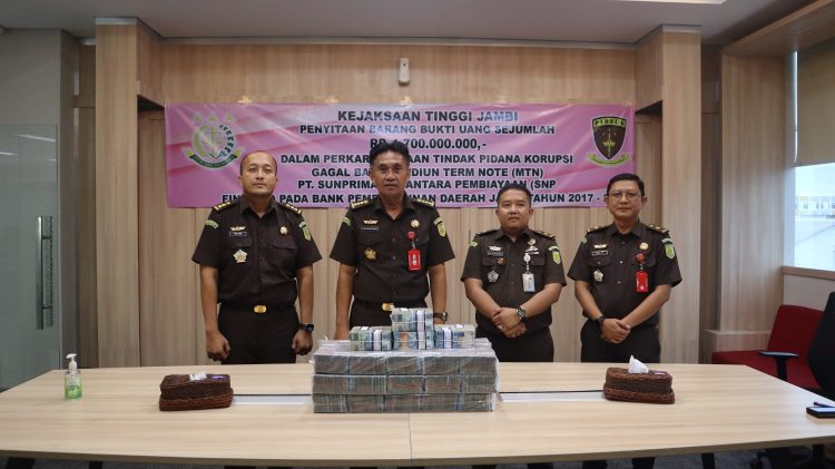 Kejaksaan Tinggi Jambi Sita Uang Perkara Tipikor Gagal Bayar MTN PT. SNP pada Bank Jambi Tahun 2017-2018