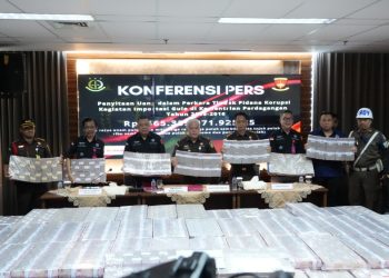 Kejaksaan Agung Sita Uang Tunai Rp565 Miliar Perkara Korupsi Impor Gula di Kementerian Perdagangan Tahun 2015-2016