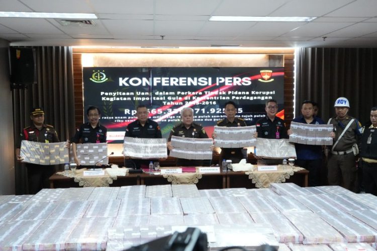 Kejaksaan Agung Sita Uang Tunai Rp565 Miliar Perkara Korupsi Impor Gula di Kementerian Perdagangan Tahun 2015-2016