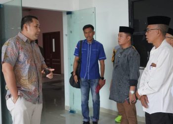 Sidak Ruang Kerja di Setda Merangin, Bupati Merangin M Syukur Temukan Puntung Rokok BerserakanÂ