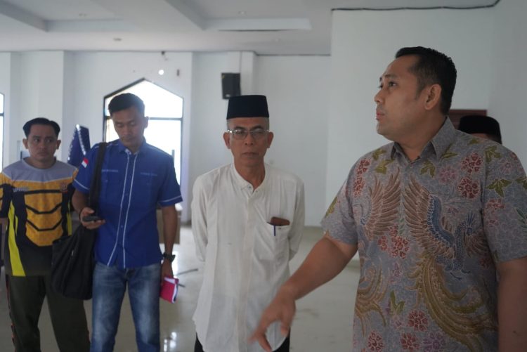 Melihat Mushola di Setda Merangin Kotor, Bupati Merangin Minta aktifkan Sholat Berjamaah Setiap Waktu