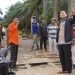 Bupati Merangin M Syukur Tinjau Jembatan Desa Sialang Lantainya Bolong