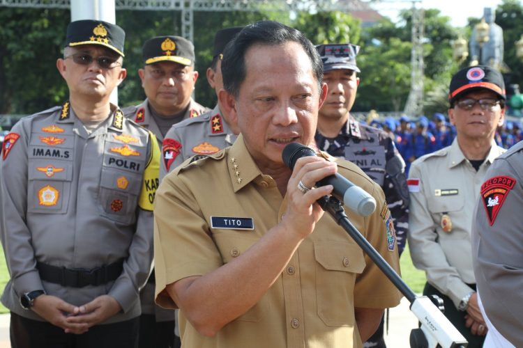 Mendagri Ingatkan Kepala Daerah Jaga Arus Mudik dan Stabilitas Harga Pangan