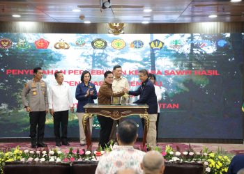 Kejaksaan Agung Serahkan Kawasan Hutan Kepada Menteri Keuangan dan Menteri BUMN untuk Dikelola PT Agrinas Palma Nusantara