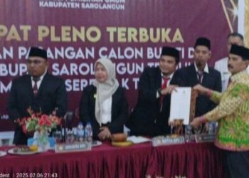 Ketua DPRD Sarolangun Hadiri Rapat Pleno Penetapan Bupati dan Wakil Bupati Sarolangun priode 2025 – 2030