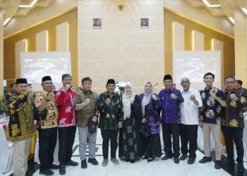 Refleksi Kepemimpinan ke-4: Bupati Tanjab Barat Resmikan Gedung Petro Berkah dan Kukuhkan Forum TJSLP
