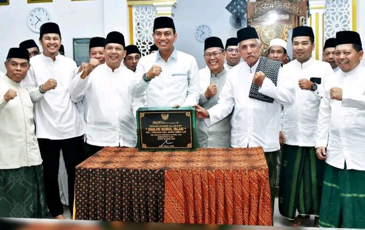 Bupati Fadhil Arief Resmikan Masjid Nurul Islam Kelurahan Terusan Kecamatan Maro Sebo Ilir