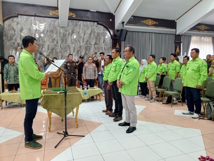 Kukuhkan Forum TJSLBU, Bupati Fadhil Berharap Dapat Selaras dengan Program Pemkab Batang Hari