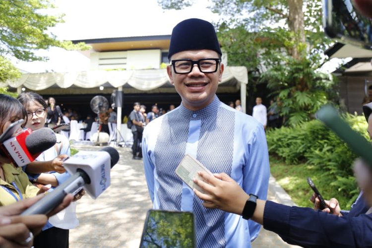 Wamendagri Bima Arya: ASN Harus Disiplin Kerja Usai Libur Lebaran, Hari Pertama Halal Bihalal