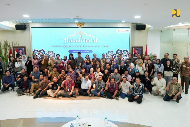 Menteri Pekerjaan Umum Dody Halal Bihalal Bersama Rekan Media