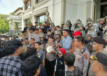 Dugaan Penyusup saat Demo di DPRD Jambi Bikin Suasana Aksi jadi Ricuh, Polisi Selidiki!