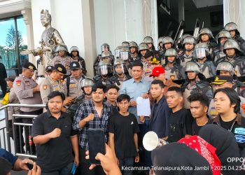 Jangan Gagal Paham ! Kronologis Terkait Video Viral Ketua DPRD Jambi Respon Mahasiswa