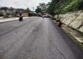 Jalan Lintas Sumatera di Tikungan Bukit Tiung Kabupaten Merangin Kembali Retak