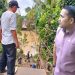 Guru dan Siswi Melewati Jembatan Rusak Pergi ke Sekolah yang Sedang diperbaiki, Bupati Merangin : Sudah Disiapkan Jalan Alternatif dari Awal