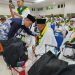 Deputi Bidang PP dan Evaluasi Layanan Haji Harun Alrasyid Melepas Jemaah Haji Nusa Tenggara Barat Kloter 12