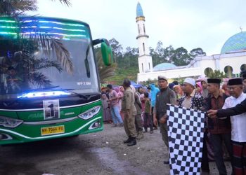 Wabup Khafid Moein Lepas Keberangkatan CJH Merangin Kloter 18 Sebanyak 147
