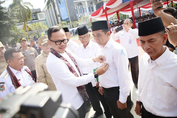 Wamendagri Bima Arya: Pelantikan dan Retret Ketua RT se-Kota Jambi Jadi Tonggak Sejarah Baru