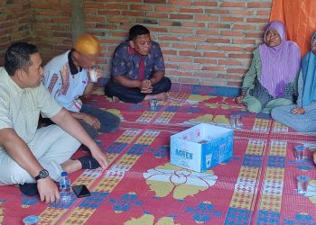 Bupati Merangin Jenguk Warga Terserang Tumor, Pengobatan Diurus Hingga Tuntas