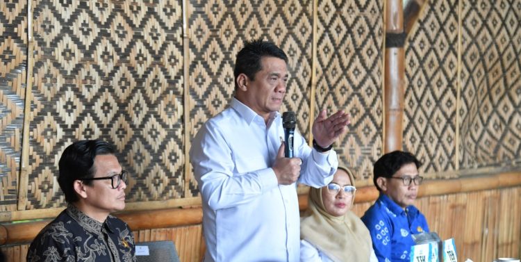 Wakil Menteri Desa Pastikan Koperasi Desa Merah Putih Tidak Akan Matikan BUM Desa dan Usaha Masyarakat