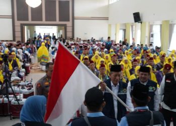 Lepas JCH Kloter 13, Wagub Sani: Jaga Fisik, Mental dan Kesehatan