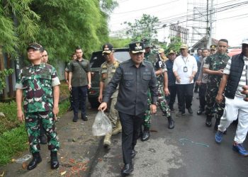 Wali Kota Maulana Apresiasi Gotong Royong Jum’at Bersih Korem 042/Gapu, Dorong Penataan Pasar Talang Banjar