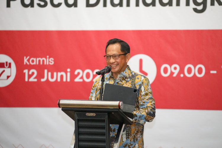 Menteri Dalam Negeri  Minta Pemda Susun Perda Kawasan Tanpa Rokok