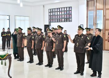 Kajati Jambi Melantik Pejabat Eselon III diantaranya Kepala Kejaksaan Negeri