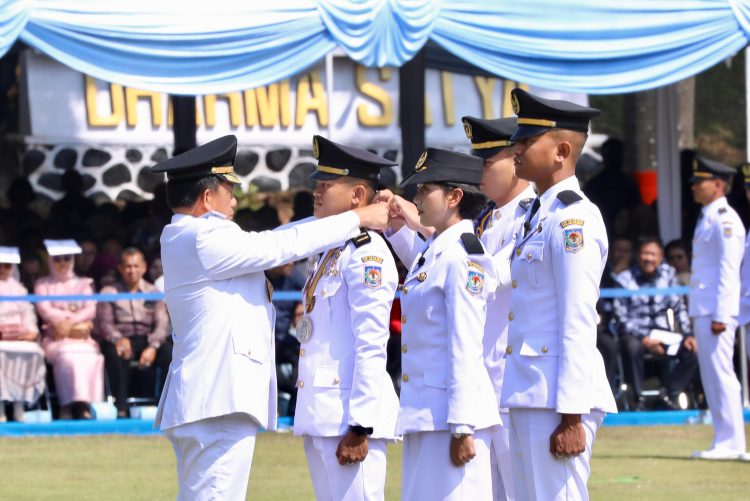 Melantik Pamong Praja Muda lulusan IPDN Angkatan XXXII, Mendagri Imbau Alumni IPDN Bekerja secara Profesional dan Berpegang Teguh pada Keilmuan