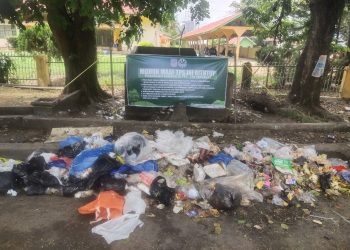 Pengumuman Larangan Buang Sampah sudah Dipasang Dinas LH Merangin, Masyarakat Masih Buang Sampah Sembarangan