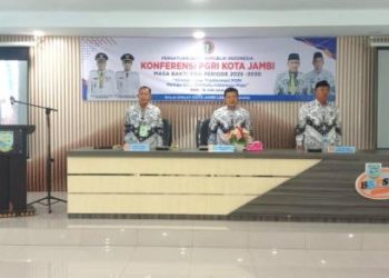 Arman, SE, ME Kembali Terpilih sebagai Ketua PGRI Kota Jambi Masa Bakti 2025–2030