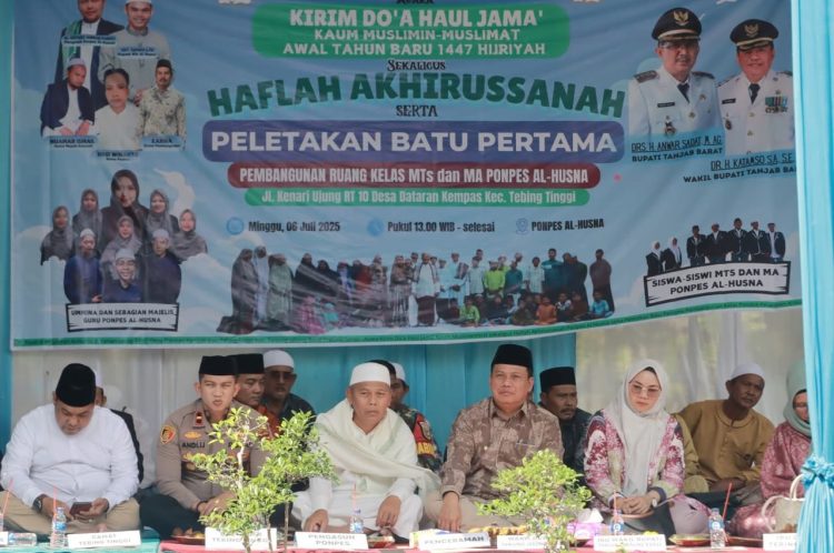Wabup Katamso Hadiri Haul dan Haflah Akhirussanah, Teken Pembangunan Ruang Kelas Baru Ponpes Al-Husna