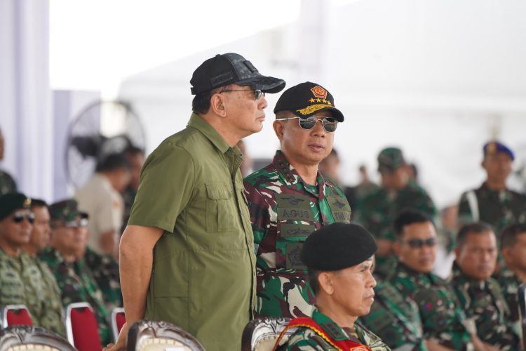 Panglima TNI dan Menhan RI Tinjau Geladi Bersih Upacara Gelar Pasukan Operasional dan Kehormatan Militer, Presiden Prabowo akan Pimpin Upacara 10 Agustus 2025