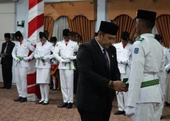 Bupati Merangin H M Syukur Kukuhkan Paskibraka 2025