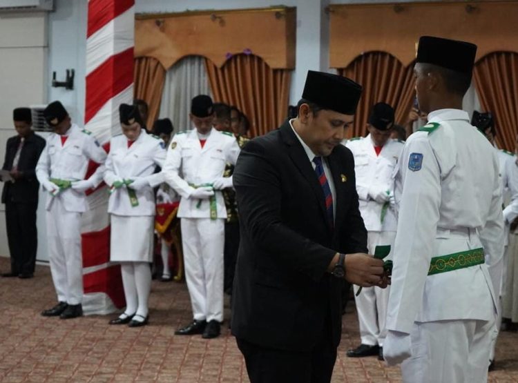 Bupati Merangin H M Syukur Kukuhkan Paskibraka 2025