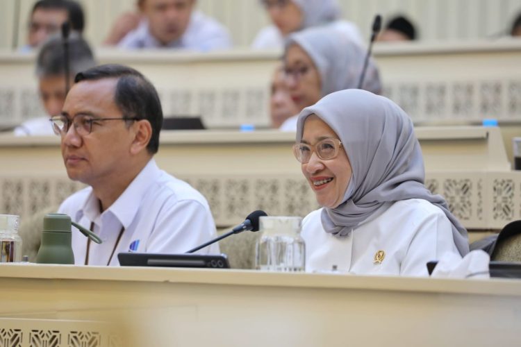 Menteri PANRB Rini Sampaikan Program Kerja Tahun 2026 ke DPR RI 