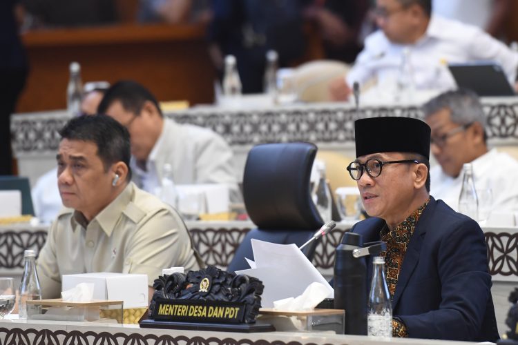 Komisi V DPR RI dan Kemendes Sepakat Seluruh Desa Dilepaskan Statusnya dari Kawasan Hutan