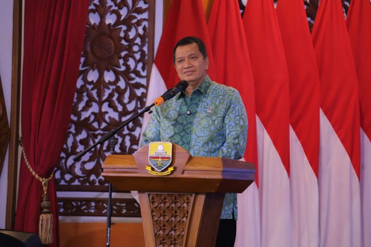 Wakil Menteri PANRB Minta Seluruh Jajaran Pemprov Jambi dan Kabupaten/Kota Responsif Beri Pelayanan kepada Masyarakat