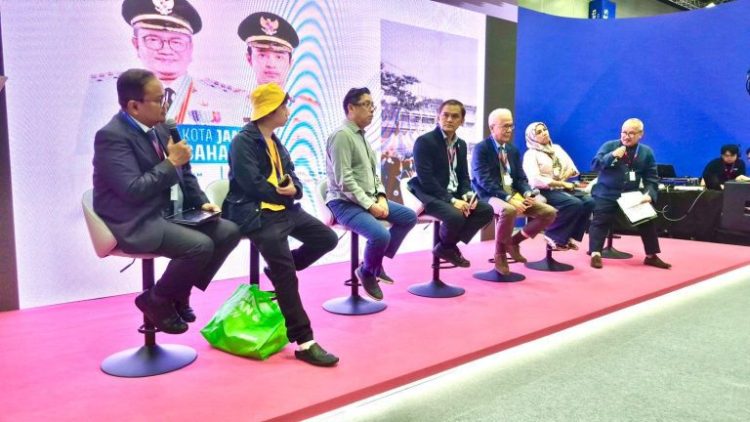 Dari Jambi untuk Dunia : Wali Kota Maulana Bawa Pesan Kolaborasi ASEAN di AGMF 2025