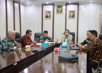 Sekda Tanjab Barat Ikuti Rakor Bersama Mendagri, Fokus Bahas Stabilisasi Harga Beras