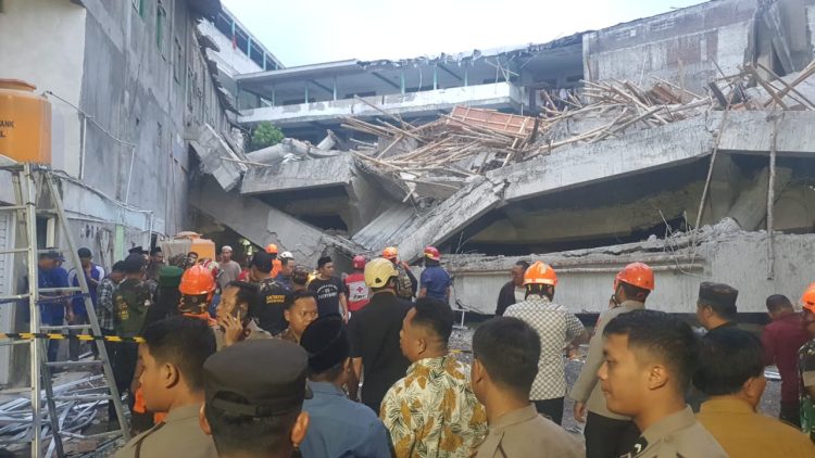 Tim SAR Gabungan Temukan Lima Korban Selamat di Bangunan Ponpes Al Khoziny Sidoarjo yang Runtuh