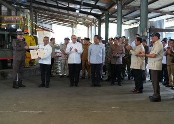 Jaksa Agung Serahkan Barang Rampasan Negara Perkara Korupsi Komoditas Timah disaksikan Presiden Prabowo