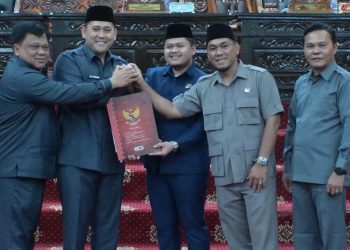 Bupati Merangin dan DPRD Tandatangani Kesepakatan KUA dan PPAS Tahun 2026