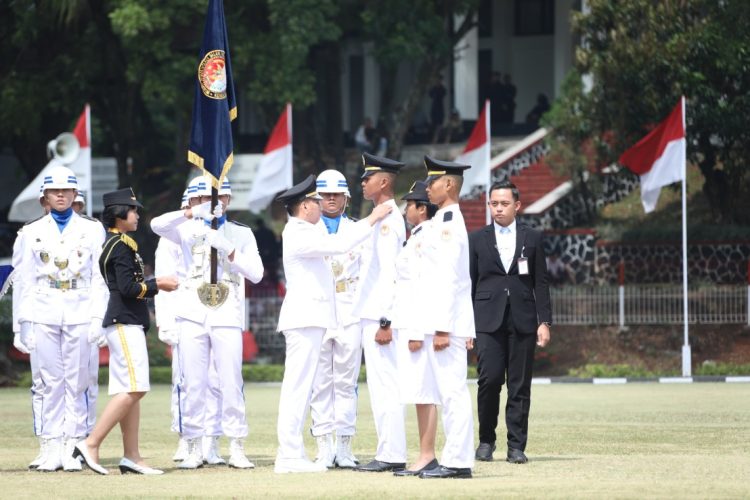 Wamendagri Akhmad Wiyagus Pimpin Upacara Pengukuhan Praja Pratama IPDN Angkatan XXXVI